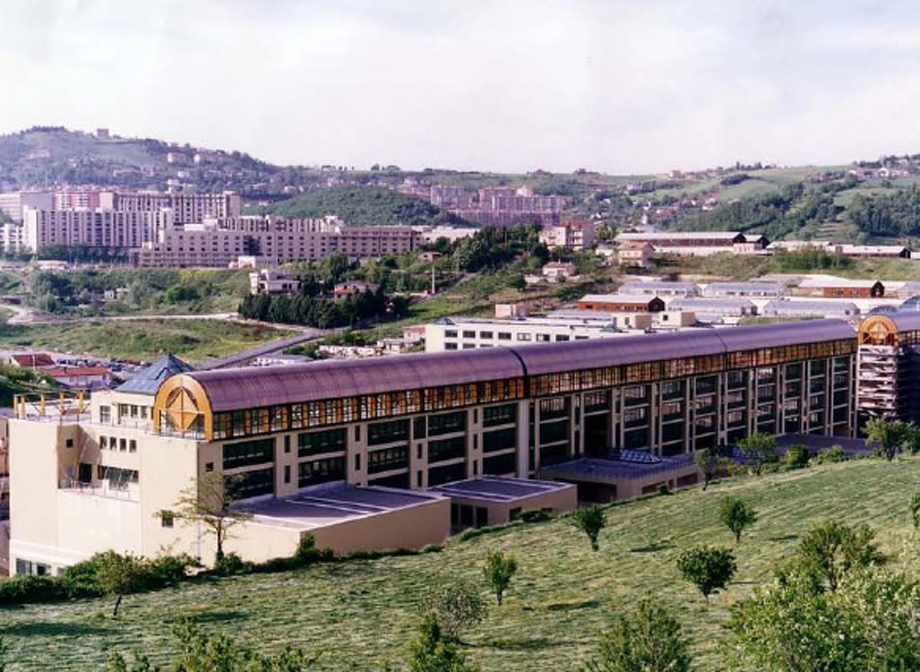 3 Faculties and Labs